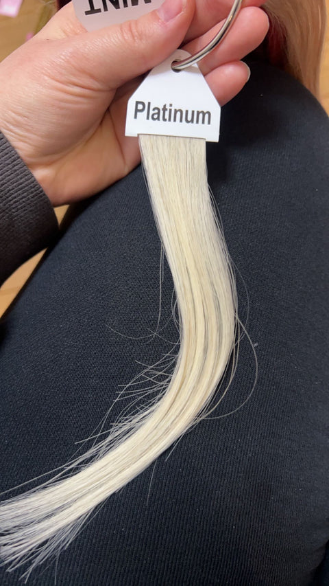 Beställningsvara 150g keratinslingor 65cm Double Drawn Color: Platinum