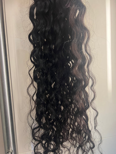 Curly Wave Weft 200g, Natural Black, ca 50cm Curly (ca 65cm Straight) / I LAGER! Single Drawn