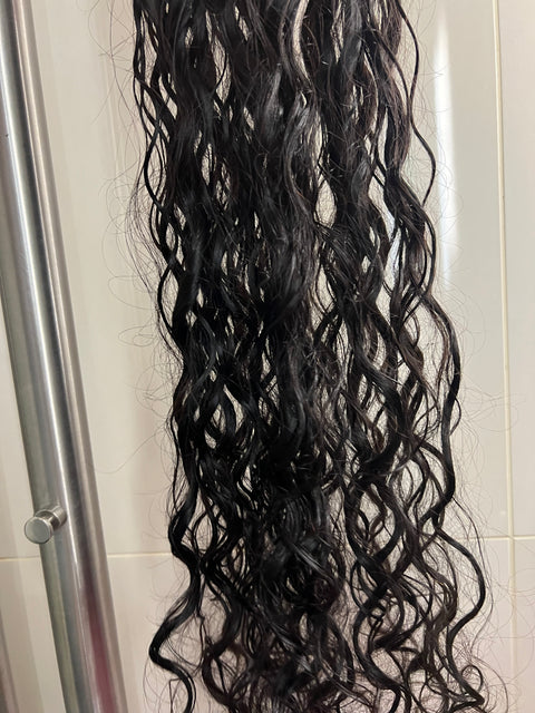 Curly Wave Weft 200g, Natural Black, ca 50cm Curly (ca 65cm Straight) / I LAGER! Single Drawn