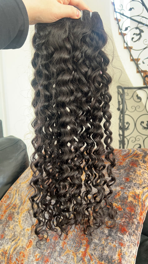 Curly Wave Weft 200g, Natural Black, ca 50cm Curly (ca 65cm Straight) / I LAGER! Single Drawn