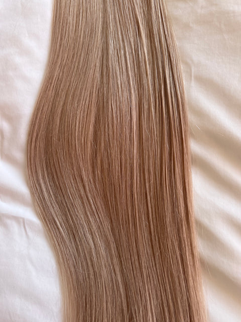 Weft, 55cm, 200g, Color: Grey (Mörkblond )/ I lager!